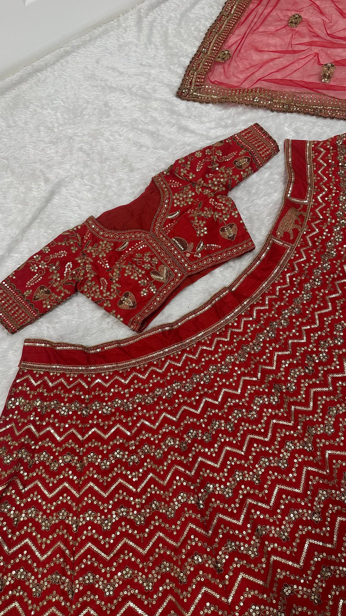 Bridal Red Embroidered Lehenga Choli with Dupatta – Traditional Wedding Wear