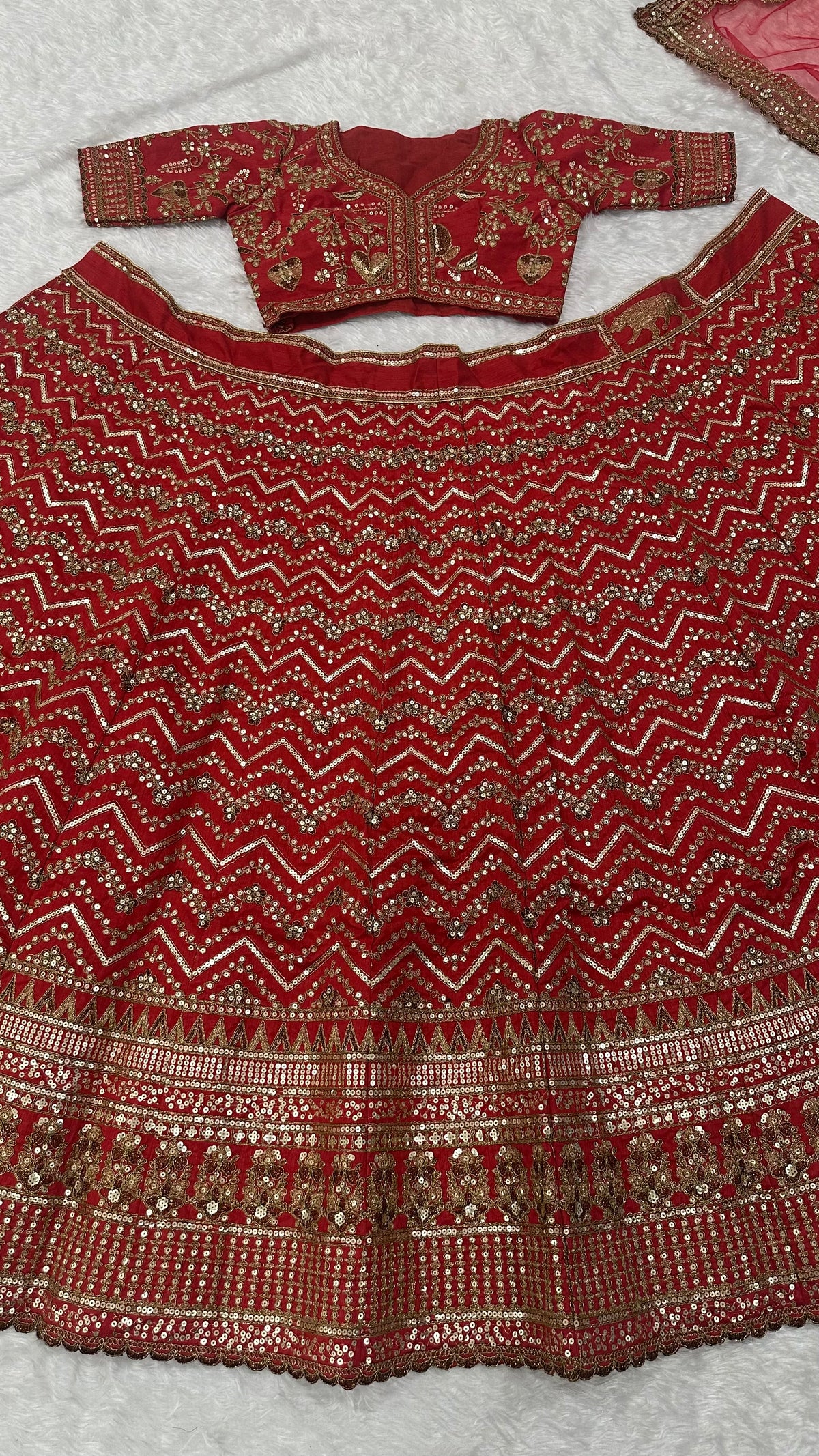 Bridal Red Embroidered Lehenga Choli with Dupatta – Traditional Wedding Wear