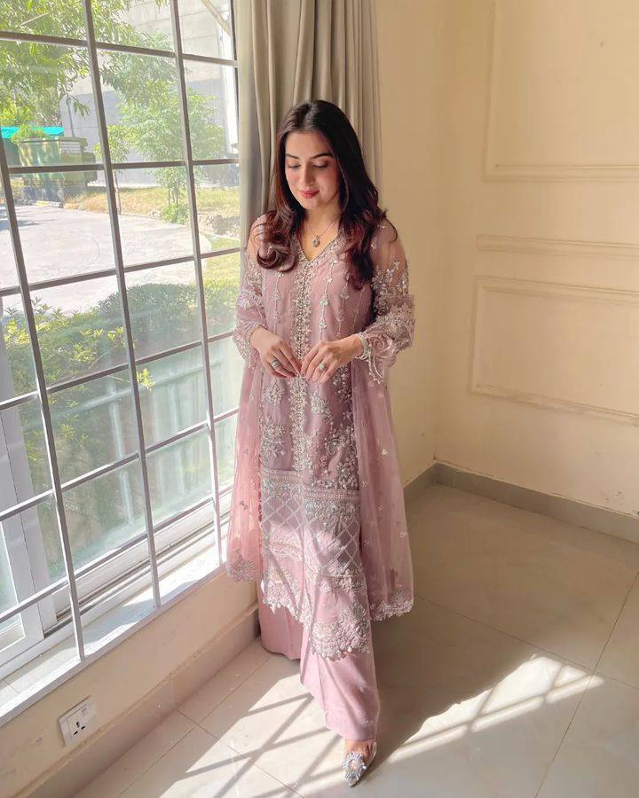 Luxury Embroidered Pakistani 3-Piece Suit with Sheer Dupatta